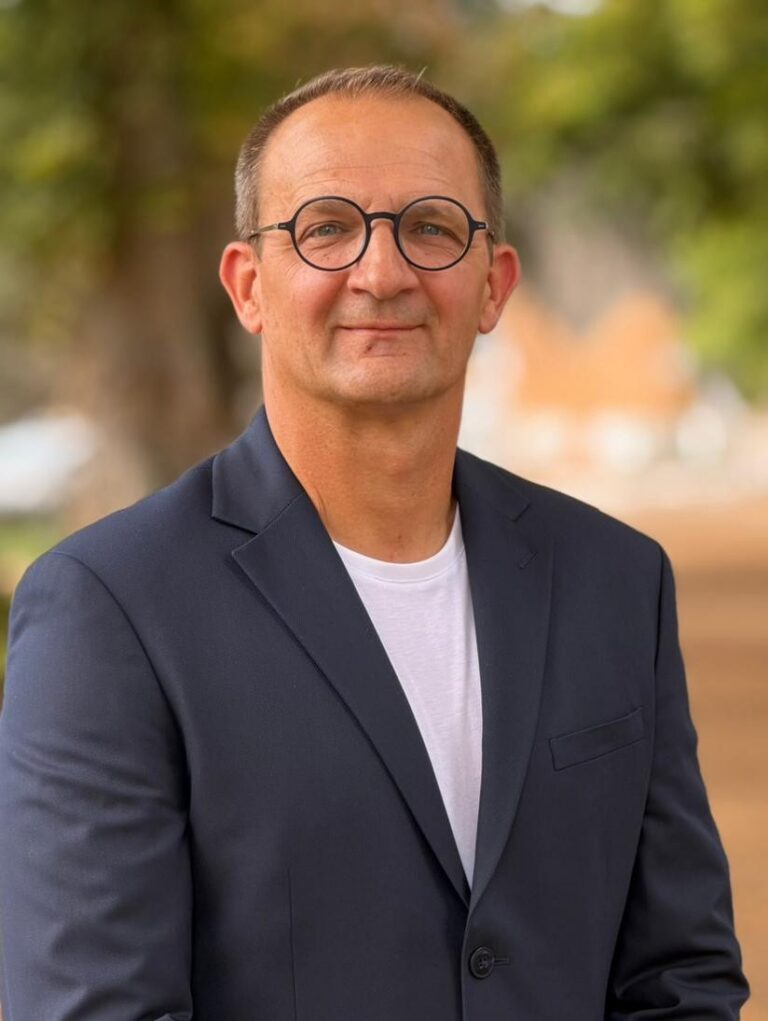 UN NOUVEAU MAIRE POUR NERIS-LES-BAINS (03310)